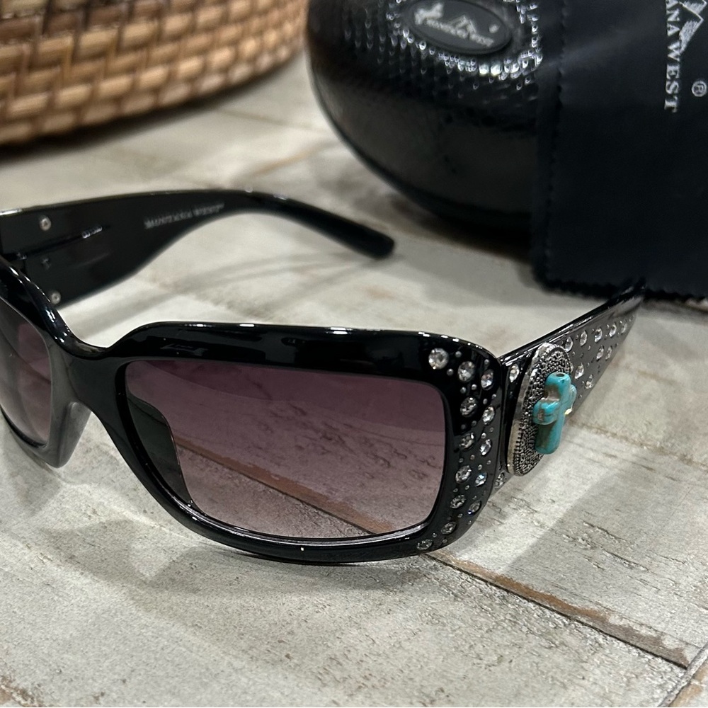 Montana West Black and Turquoise Rhinestone Sunglasses